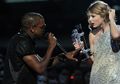 10 Awkward Moment yang Dialami Seleb Hollywood. Bikin Malu dan Ngakak!