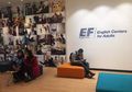 Belajar Bahasa Inggris Lebih Mudah dan Seru di EF Adults Lippo Mall Puri. Berikut 3 Fasilitas yang Bisa Kita Dapatkan!