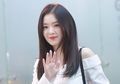 Irene ‘Red Velvet’ Liburan ke Bali Bersama Keluarga! Intip Foto-Foto Irene Bersama Fans di Bali