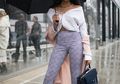 7 Fashion Edgy dengan Tren Off Shoulder 2018 yang Seru Buat Dicoba