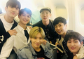 Kumpulan Foto Perjalanan Seleb Korea dari SM Entertainment Menuju Dubai. Kompak & Seru