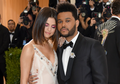 5 Penyanyi Hollywood Ini Pernah Menulis Lagu yang Terinspirasi dari Selena Gomez