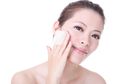 Cari Tahu 4 Manfaat Cleansing Oil yang Berkhasiat Buat Kulit Kita