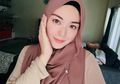 4 Cara Memilih Warna Hijab Agar Kulitmu Terlihat Glowing. Wajib Tahu!