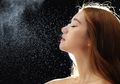 DIY Toner Mist dari Lidah Buaya & Air Mawar Untuk Mencerahkan Wajah!