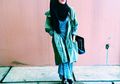 Contek Gaya Tomboi Berhijab Ala Desy Indarta, Yuk!
