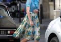 10 Inspirasi Gaya Memakai Rok Dari taylor Swift Untuk Ngabuburit