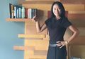 10 Penulis Novel Cewek Indonesia Inspiratif yang Karyanya Wajib Kita Baca