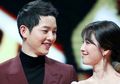 Sama Seperti #SongSongCouple, 6 Pasangan di Drama Korea Ini Juga Menikah di Dunia Nyata