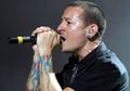 Chester Bennington ‘Linkin Park’ Meninggal, 7 Seleb Ini Menyampaikan Ungkapan Duka Lewat Twitter