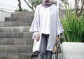 10 Inspirasi Gaya Minimalis Kasual ala Selebgram Hijab yang Bisa Dipakai Sehari-hari