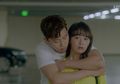 6 Cara Menunjukkan Sayang ke Pacar Lewat Pelukan