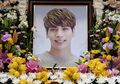 27 Foto Perjalanan Hidup Jonghyun 'SHINee' 2008 - 2017. You've Worked Hard, Jonghyun!