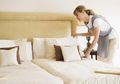 Seberapa Sering Kamu Harus Mencuci Sprei dan Sarung Bantal?