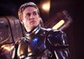 Film Pacific Rim Bikin "Burung" Charlie Hunnam Sakit