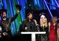 Nirvana Gaet Joan Jett, Kim Gordon, St. Vincent, dan Lorde Perform di Rock And Roll Hall Of Fame