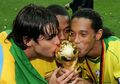 Ronaldinho Absen dari Timnas, Kaka Justru Dipanggil