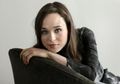 Gandeng Anna Faris. Ellen Page Garap Film Perdana