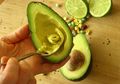 Lebih Baik Makan Nasi Dulu atau Makan Buah Dulu Sih? Ini Jawabannya
