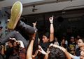 Untuk Anak Metal, Ini Dia Sejarah Penting Terciptanya Moshing dan Mosh Pit!