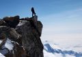 10 Spot Tertinggi Di Dunia Yang Wajib Dikunjungi Traveler Bernyali Besar. Berani Ke Sana?