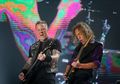 4 Selebriti Dunia Ini Ternyata Suka Metallica
