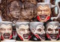 Ini Dia 4 Oleh-oleh Paling Keren dari Beberapa Negara Dunia