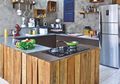Berani Ekspos Material di Dapur? Gaya Rustic Bisa Jadi Pilihan