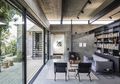 Ini Inspirasi Desain Rumah Bergaya Industrial Dengan Plafon Bermaterialkan Beton