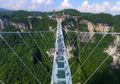 Ngeri Banget! 12 Jembatan Ini Bikin Deg Degan Siapapun yang Melewatinya!