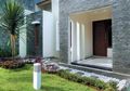 Yuk, Tambahkan Hal Ini di Taman Teras Agar Rumah Tak Terlihat Kaku!