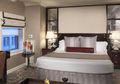 Tren Baru, Hotel Khusus Wanita