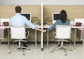 Madu Racun Romansa di Kantor: Ketika Rekan di Kantor Lebih Dekat Dibanding Pasangan di Rumah