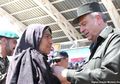 Tua-tua Keladi! Inilah Bibi Feroza, Nenek Renta yang Menjadi Pemimpin Keamanan Desanya dari Serangan Tentara Taliban