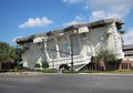 Dari Gedung Berjoget Sampai Rumah Bengkok, Inilah 6 Bangunan Dengan Bentuk Unik