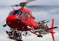 Berkat Heli Pengangkut Sepeda, Puncak Gunung pun Kini Mudah Dijelajahi Para Bikers