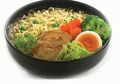 Ternyata, Ada Pesan Tersirat dari Kemasan Mi Instan. Bisa Bikin Mi Instan Jadi Lebih Sehat, Lo!