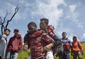 Gara-gara Melakukan Ini terhadap Seorang Pendaki di Gunung Slamet, Laki-laki Papua Ini “Diburu” Ribuan Pengguna Internet