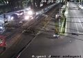 (VIDEO) Seorang Tukang Becak Tertabrak Kereta Api, Warganet Merasa Ada Banyak Kejanggalan