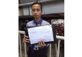 Pencari Kerja di JPO Grogol: ‘Jakarta Itu Gila Jadi Aku Harus Lebih Gila Lagi Untuk Bisa Dapat Pekerjaan’