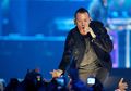 Chester Bennington Bunuh Diri dan Alasan Kita Tak Boleh Menyepelekan Trauma Masa Kecil