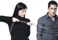 Inilah 8 Tanda Bahwa Anda Selalu Dirugikan oleh Pacar! Salah Satunya Dia Sering Mengatur Keuangan Anda