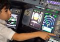Jenius! Paham Seluruh Tombol di Kokpit Pesawat, Bocah 6 Tahun Ini Bisa Jadi Pilot Hebat di Masa Depan