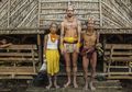 Bukan di Negara Aslinya Sana, Bule Australia Ini Justru Menemukan Jati Dirinya di Mentawai Indonesia