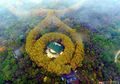 Unik, Jika Dilihat dari Atas Istana Ini Terlihat Seperti Liontin dari Sebuah Kalung Raksasa