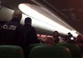 Seorang Pilot Terpaksa Melakukan Pendaratan Darurat karena Ada Penumpang Kentut, Kok Bisa?