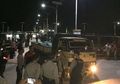 Anjing K9 yang Bertugas Mencari Narkotika di Kapal Win Long BH 2998 Kelelahan di Tengah-tengah Tugasnya