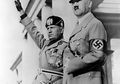 Meski Pernah Dipecundangi Mussolini, Hitler Ternyata Mau Menolong Sahabatnya yang Selalu Ia Rendahkan Itu