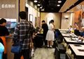 Jorok, Setelah Suruh Anaknya Buang Air Kecil di Cangkir Restoran, Ibu Ini Lakukan Hal Menjijikan
