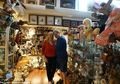 (Foto) Suami Istri Ini Bangun Museum Kelinci, Alasannya Sungguh Romantis